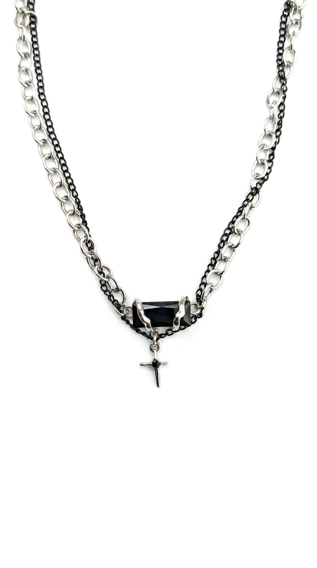 Tensho Kurasaki-Gothic Necklace