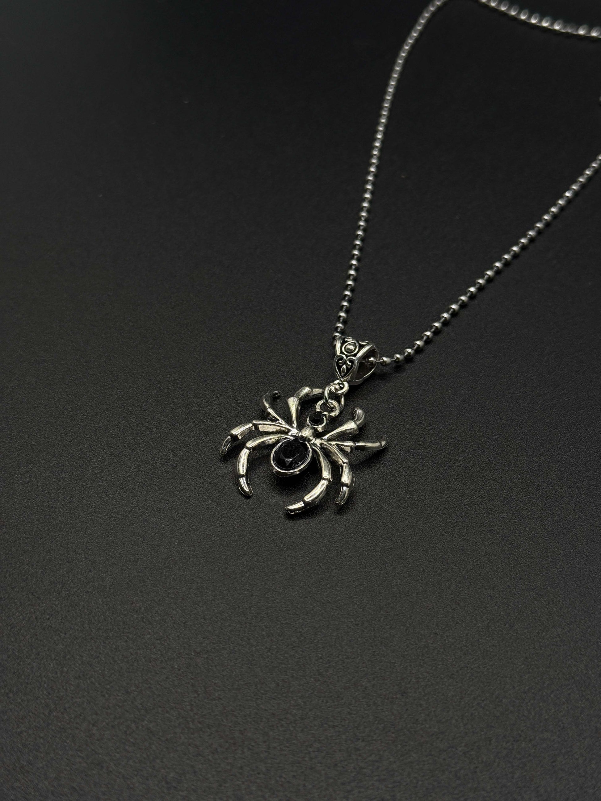 Rui Necklace-Black