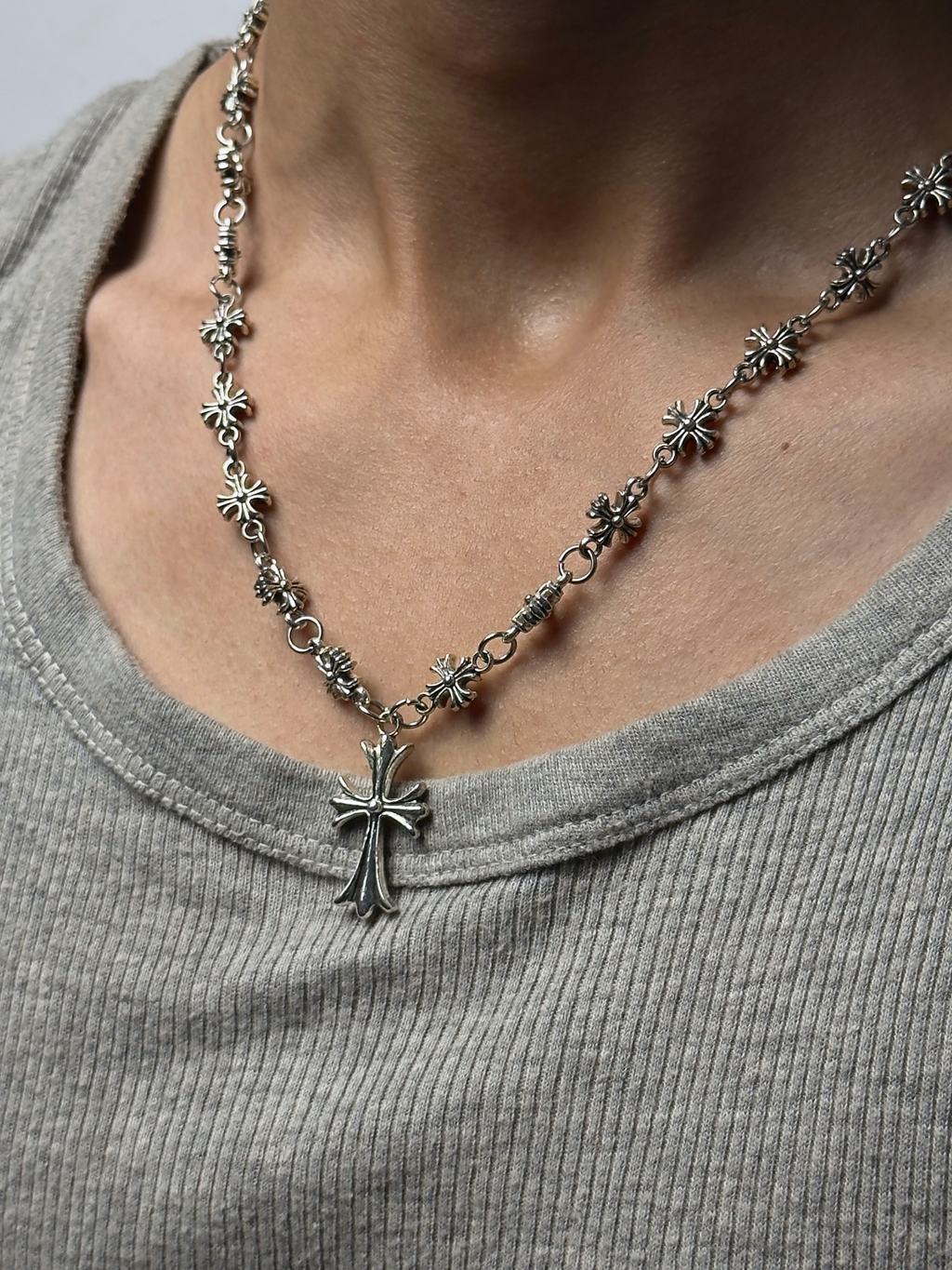 SEIREN – The Sacred Chain