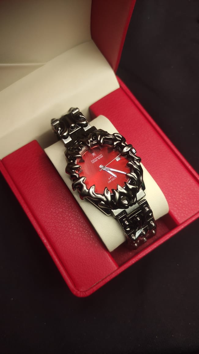 Tensho Mugen – Gothic Spiked Timepiece