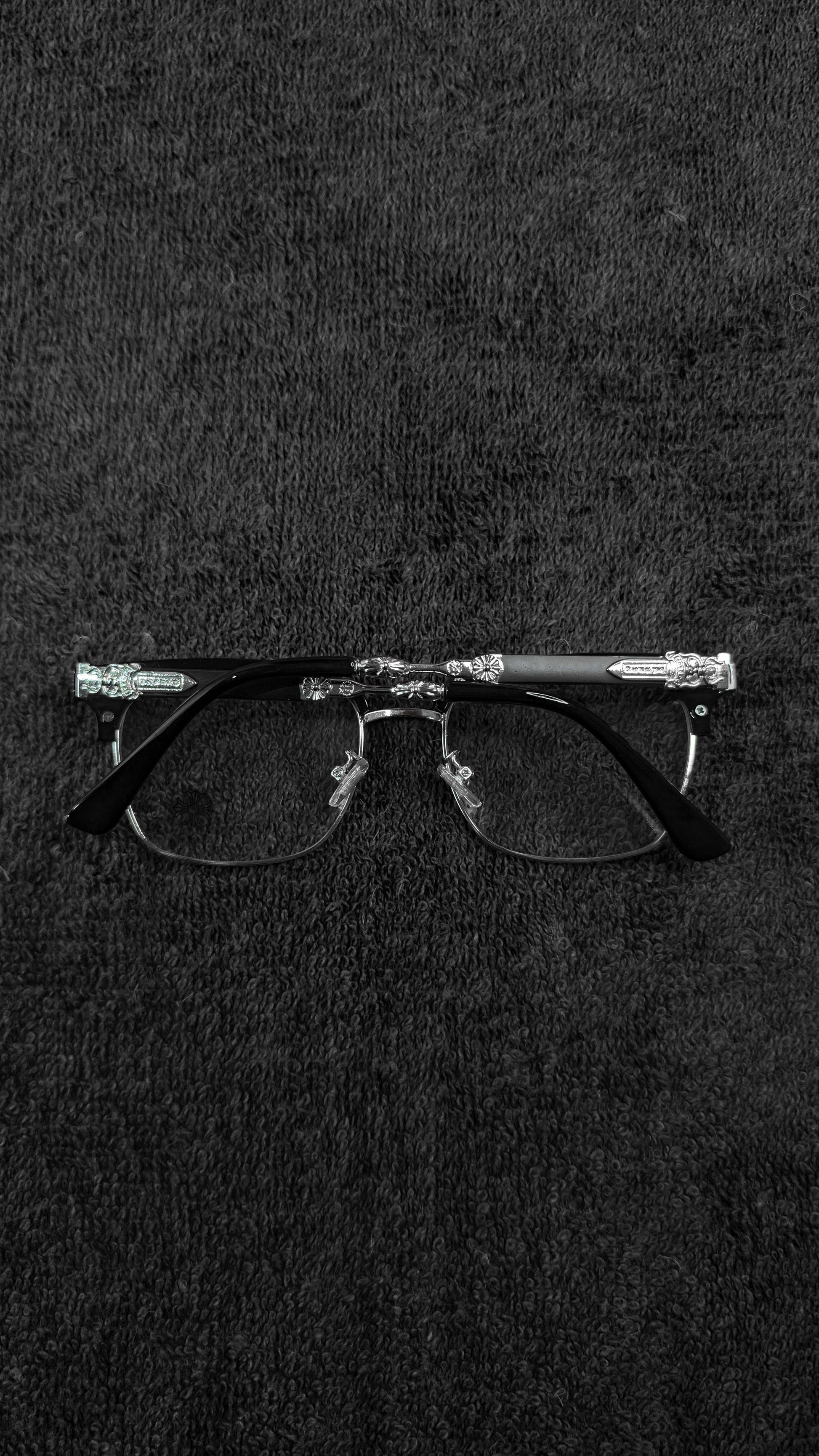 AZAREL - The Silver Frame