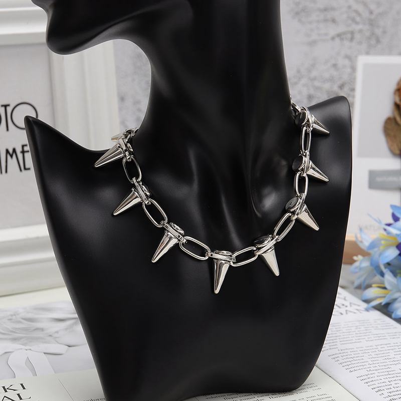Toge Silver-Spiked Gothic Choker - Tensho.clo